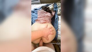 je baise ma voisine chez elle